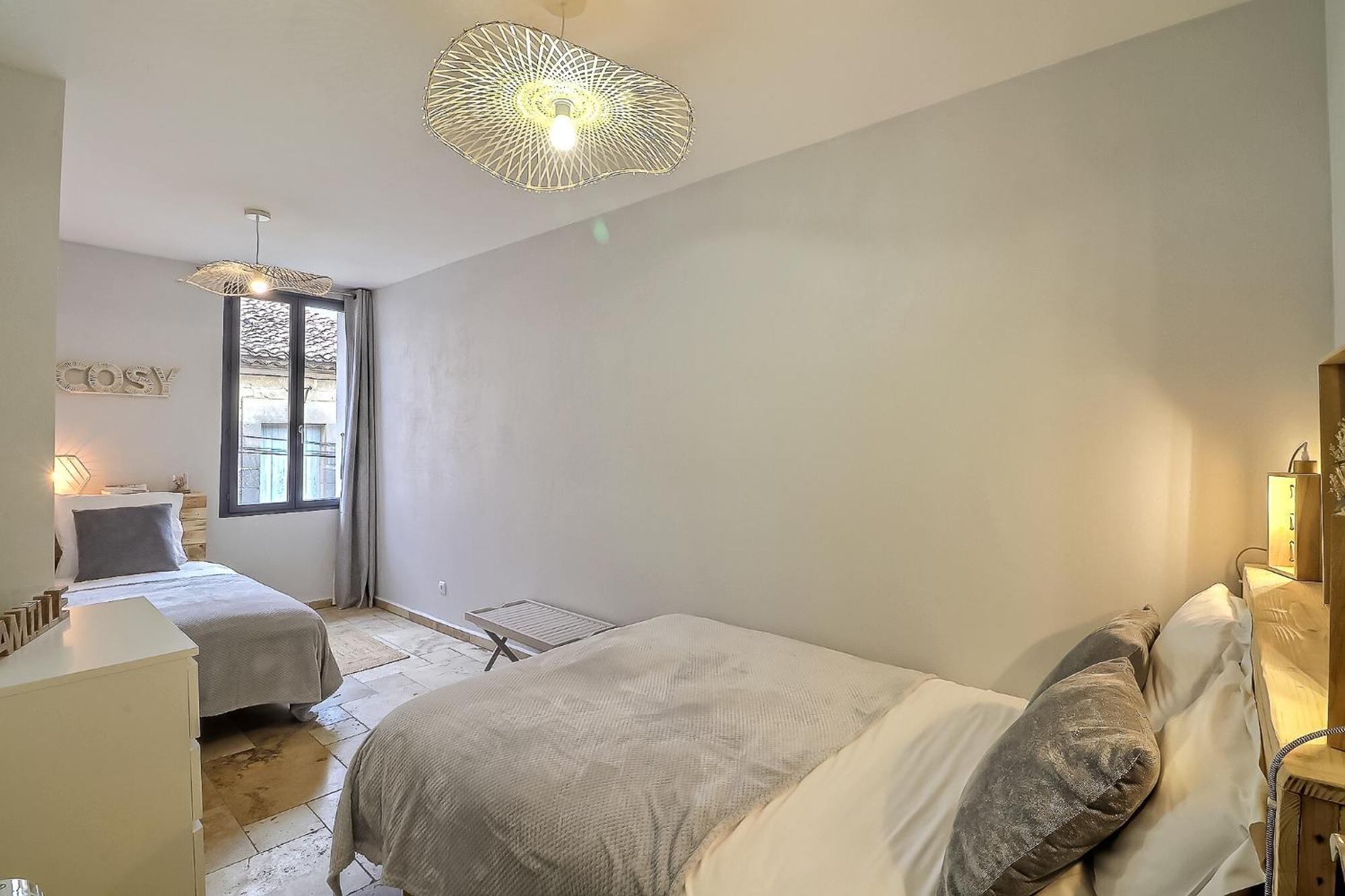 Le Logy-Cosy - Appartement 5 Pers - Clim Wifi Cosy Garage Saint-Gilles  Kültér fotó